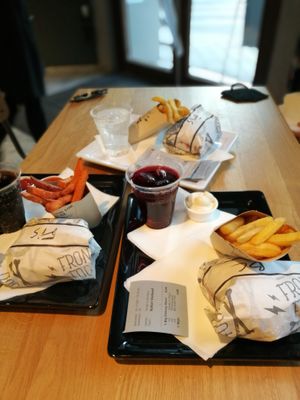 Great taste and very friendly prices at Front Food in Vienna