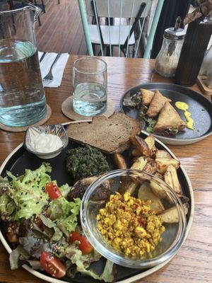 Brunch plate with pastilla on the side    at NIYA in Casablanca