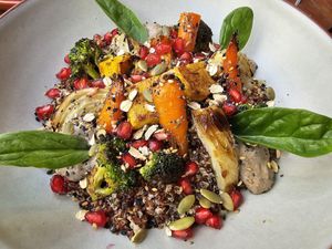 Seasonal grain bowl  at NIYA in Casablanca