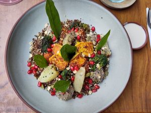 Bowl de saison at NIYA in Casablanca