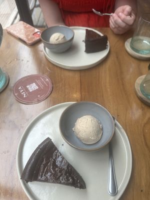 Mini cuit with hazelnut icecream   at NIYA in Casablanca