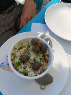 Quinoa salad tapas at Mr. Vegan in Costa Da Caparica