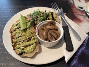 Smashed Avo with Mushrooms - nothing special at Gallery 5 in Atherton