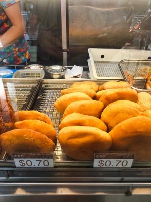 Buns at Xi De Li 西得利 - Whampoa Makan Place in Central Singapore