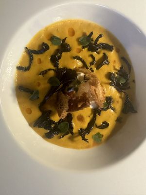 Pumpkin soup with truffle mushrooms  at Sto da Bio in Selvatelle