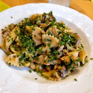 Schweizer Lendentopf at Auf a Glasl  in Gerersdorf