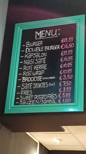 Menu at Veganlicious in Breda