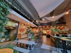 Foodhall at Veganlicious in Breda