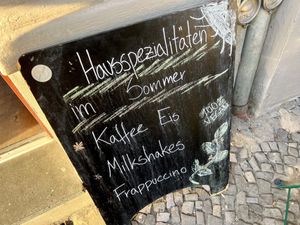sign  at Green Scoop Vegan in Berlin