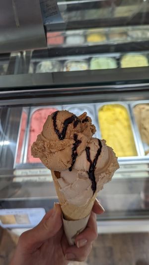 Cappuccino and hazelnut at Green Scoop Vegan in Berlin