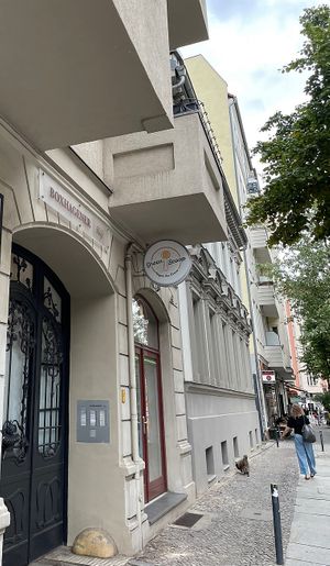 Outside  at Green Scoop Vegan in Berlin