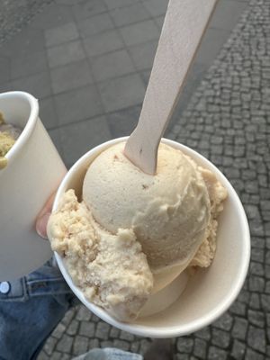 Sally Peanut  at Green Scoop Vegan in Berlin