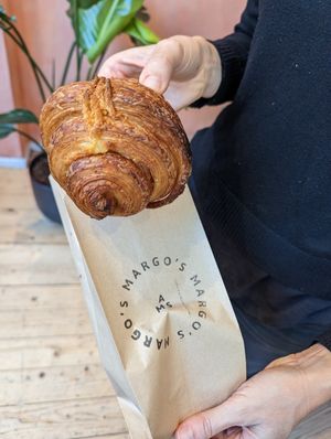Cheesy croissant at Margo's Amsterdam - Jordaan in Amsterdam