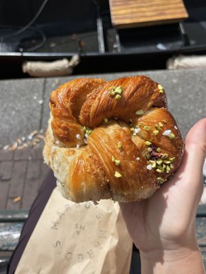 Tahini bun  at Margo's Amsterdam - Jordaan in Amsterdam