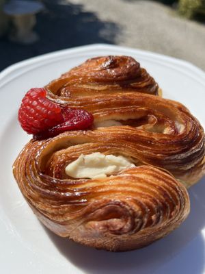 Raspberry cheesecake 🌱  at Margo's Amsterdam - Jordaan in Amsterdam