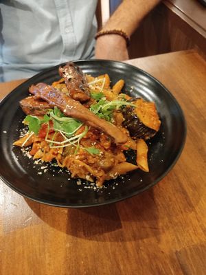 Pasta at Unique (V) Pizzeria SUKHASANA in Osaka