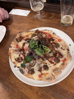 Pizza  at Unique (V) Pizzeria SUKHASANA in Osaka