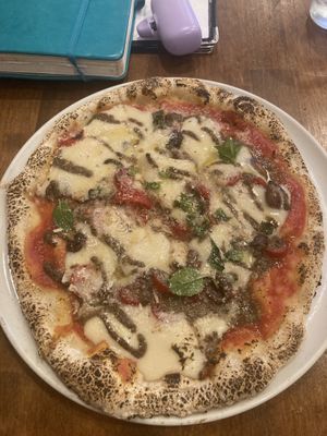 Sicilian   at Unique (V) Pizzeria SUKHASANA in Osaka