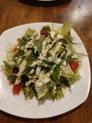  at Unique (V) Pizzeria SUKHASANA in Osaka