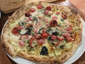 A biana pizza at Unique (V) Pizzeria SUKHASANA in Osaka
