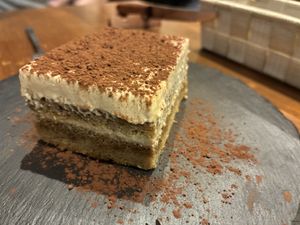   at Unique (V) Pizzeria SUKHASANA in Osaka