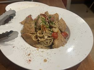 Daily pasta  at Unique (V) Pizzeria SUKHASANA in Osaka