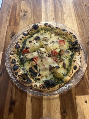 best vegan pizza ever!  at Unique (V) Pizzeria SUKHASANA in Osaka