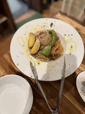   at Unique (V) Pizzeria SUKHASANA in Osaka