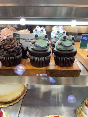 super cute vegan cupcakes (never seen before)  at Lazy Acres Natural Market in San Diego