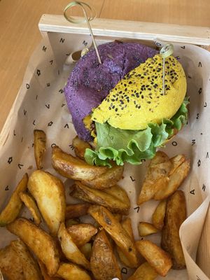 Vegan options   at Flower Burger - Corso Garibaldi in Milan