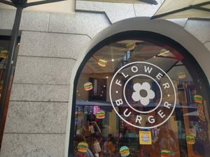  at Flower Burger - Corso Garibaldi in Milan