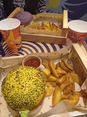  at Flower Burger - Corso Garibaldi in Milan