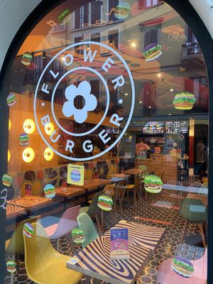 Good atmosphere, looking like the good old 70s in the US.  at Flower Burger - Corso Garibaldi in Milan
