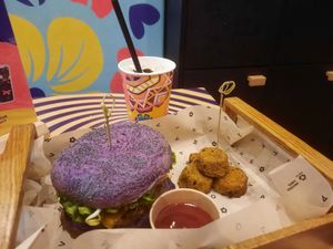  at Flower Burger - Corso Garibaldi in Milan