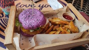  at Flower Burger - Corso Garibaldi in Milan