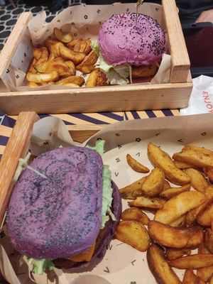  at Flower Burger - Corso Garibaldi in Milan