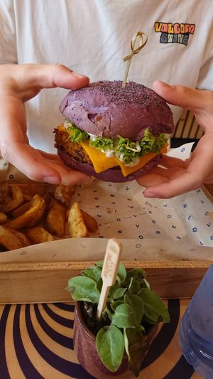 flowerburger with potato wedges   at Flower Burger in Amsterdam