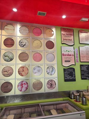 Vegan sorbet at Shakes Gelati Bar in Port Douglas