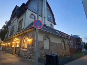Das Gebäude und die Turnhalle von außen  at Gaststätte Zur Turnhalle in Limburg