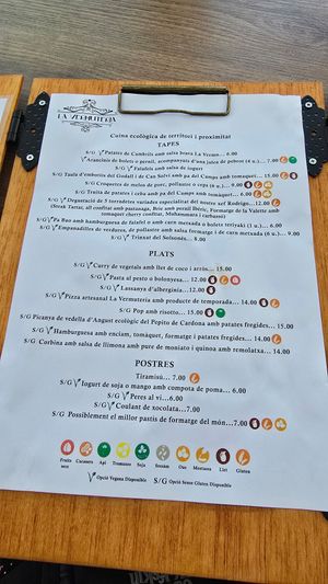 Menu - vegan possibilities labelled at La Vermuteria in Solsona