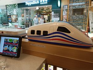 Sushi train 🚂 at J Shinsen Express in Indooroopilly