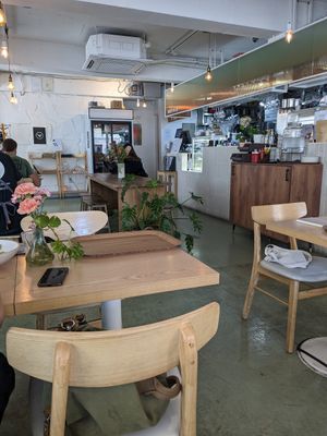 Plant cafe hongdae at Plant Cafe & Kitchen - Yeonnam in Seoul