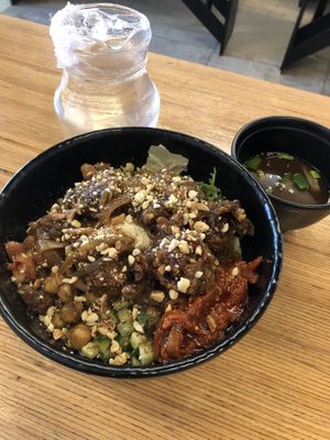 Bowl champignons  at GangNam Falafel in Paris