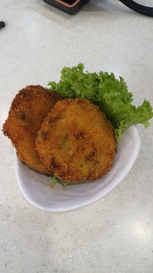 Potato croquette. Potato fillings with edadame. This is the one of the best dish so far 😊 at Saute Sushi 素特•素司 in Central Singapore