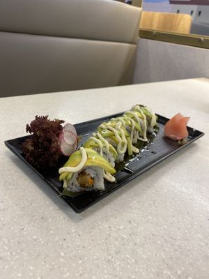 Abi avocado at Saute Sushi 素特•素司 in Central Singapore