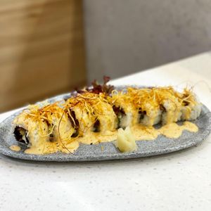 Volcano lava at Saute Sushi 素特•素司 in Central Singapore