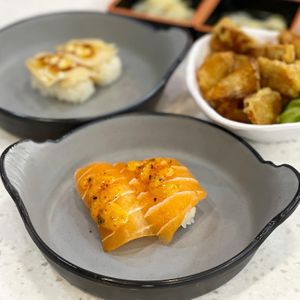 Spicy mayo zalmon at Saute Sushi 素特•素司 in Central Singapore