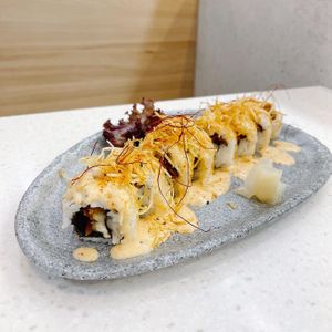 Volcano lava at Saute Sushi 素特•素司 in Central Singapore