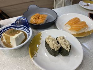 Tofu with goma sauce, salmon and tuna Mayo at Saute Sushi 素特•素司 in Central Singapore
