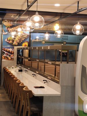 Sushi train concept at Saute Sushi 素特•素司 in Central Singapore